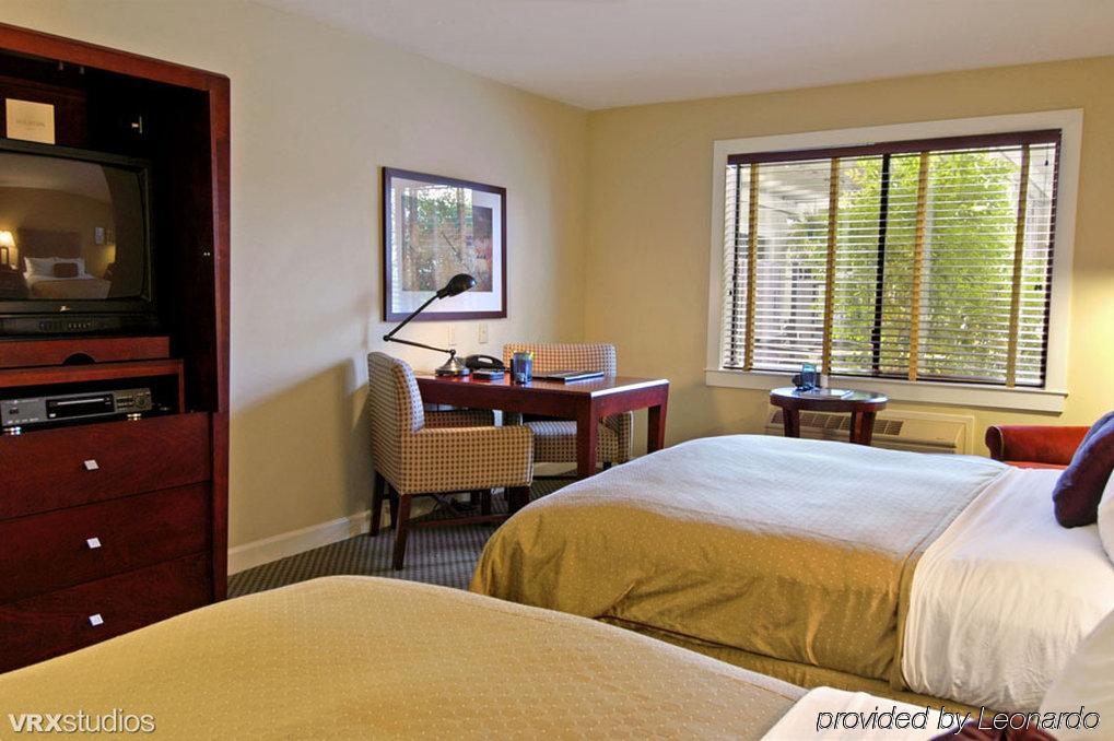 Aloft San Jose Cupertino Hotel Room photo
